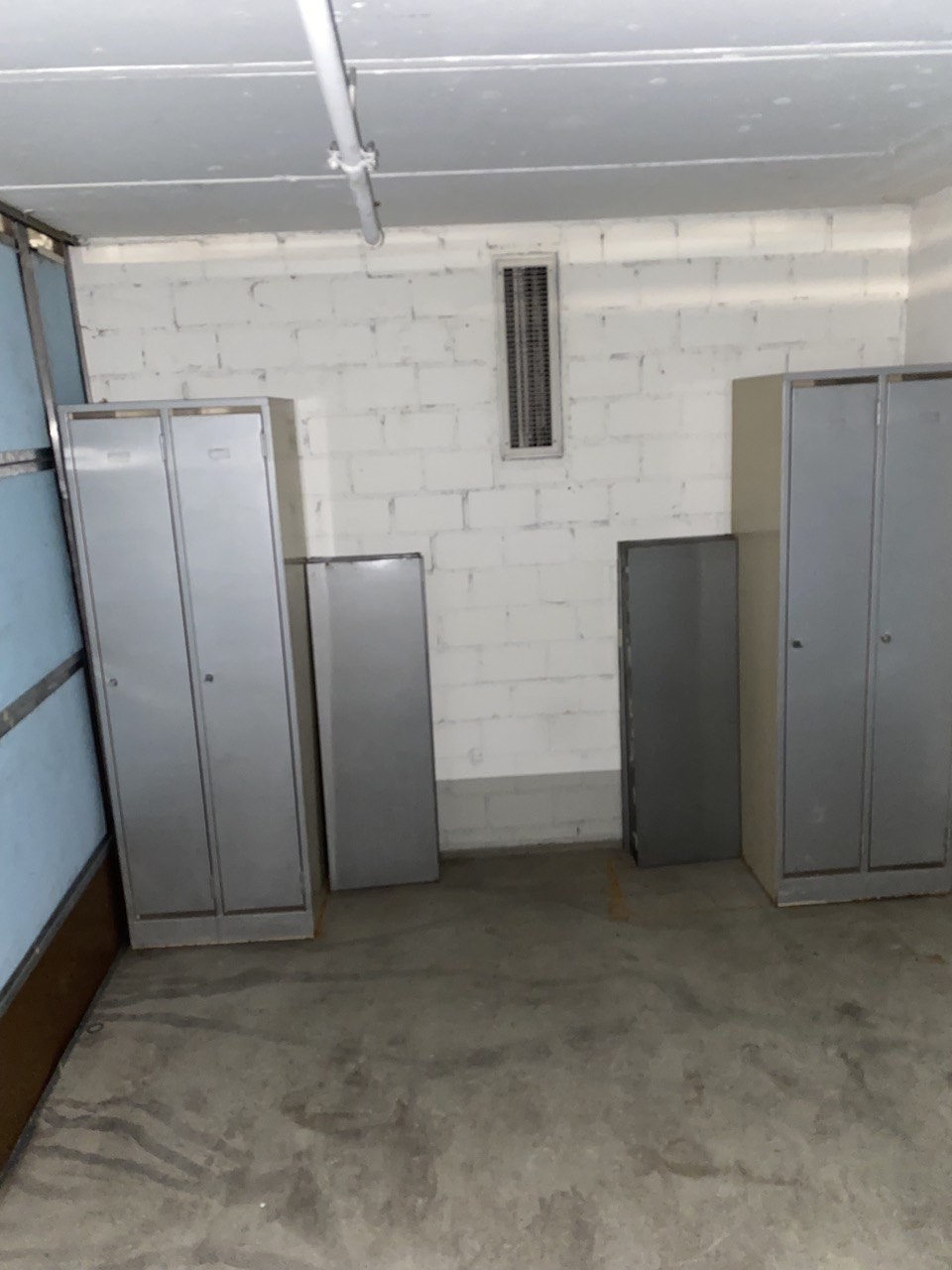 Posto auto interrato di 13m²