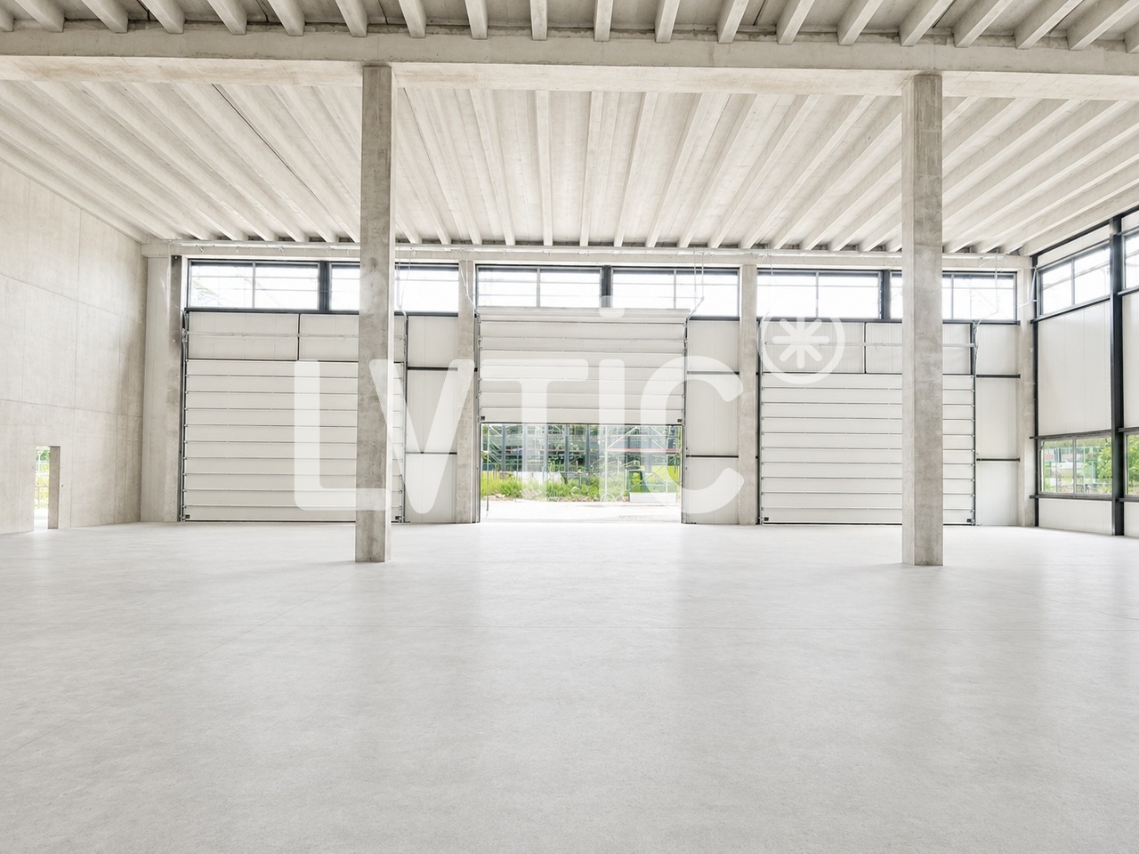 6600m² industrial object