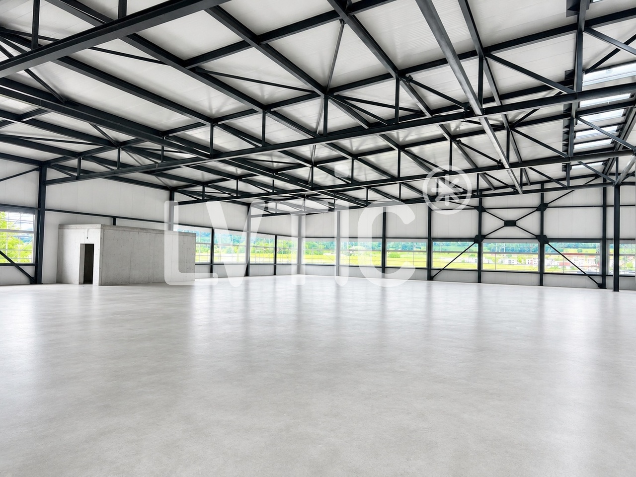 6600m² industrial object