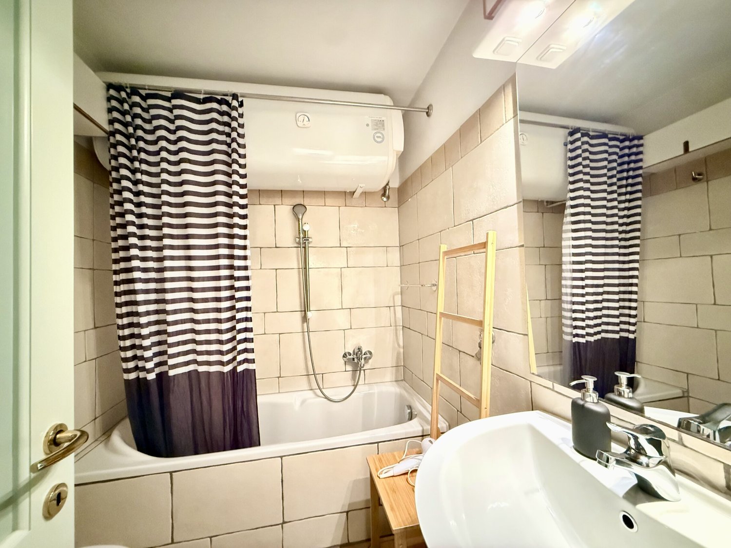 2 rooms apartment