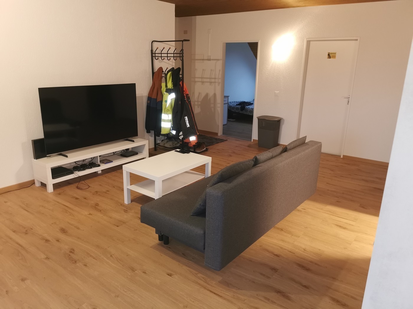 Camera in un appartamento condiviso, foto 5 di 7