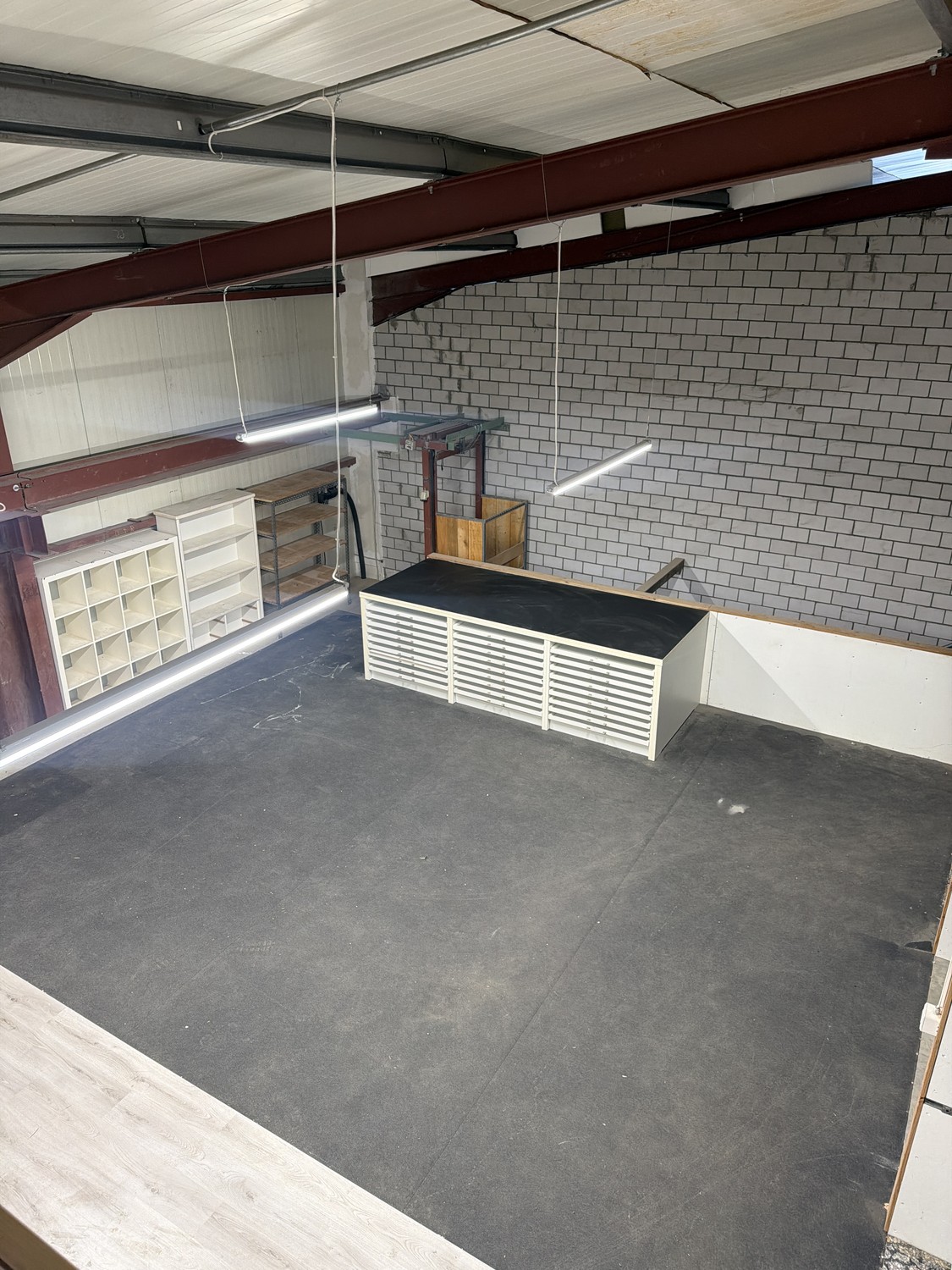 370m² commercial