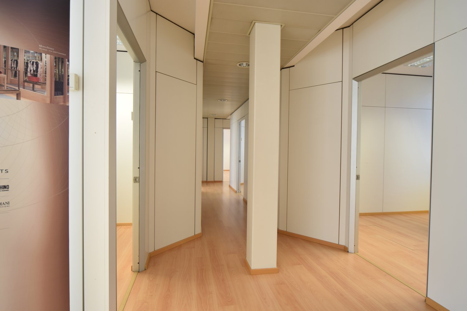 224m² office