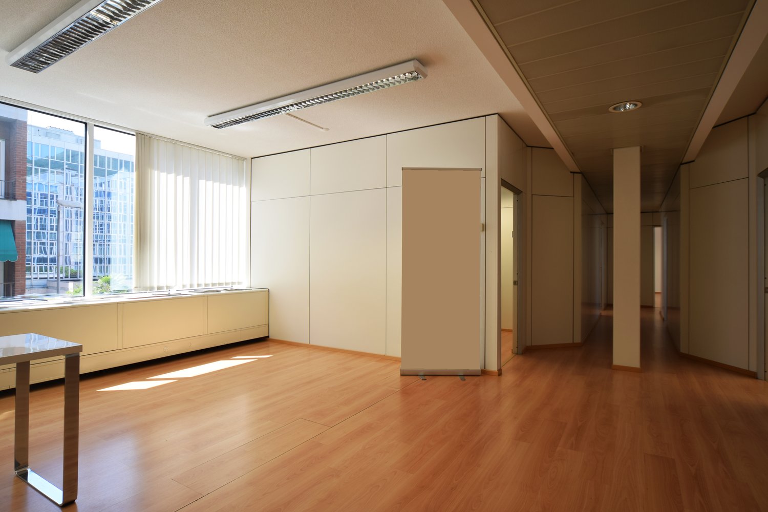 224m² office