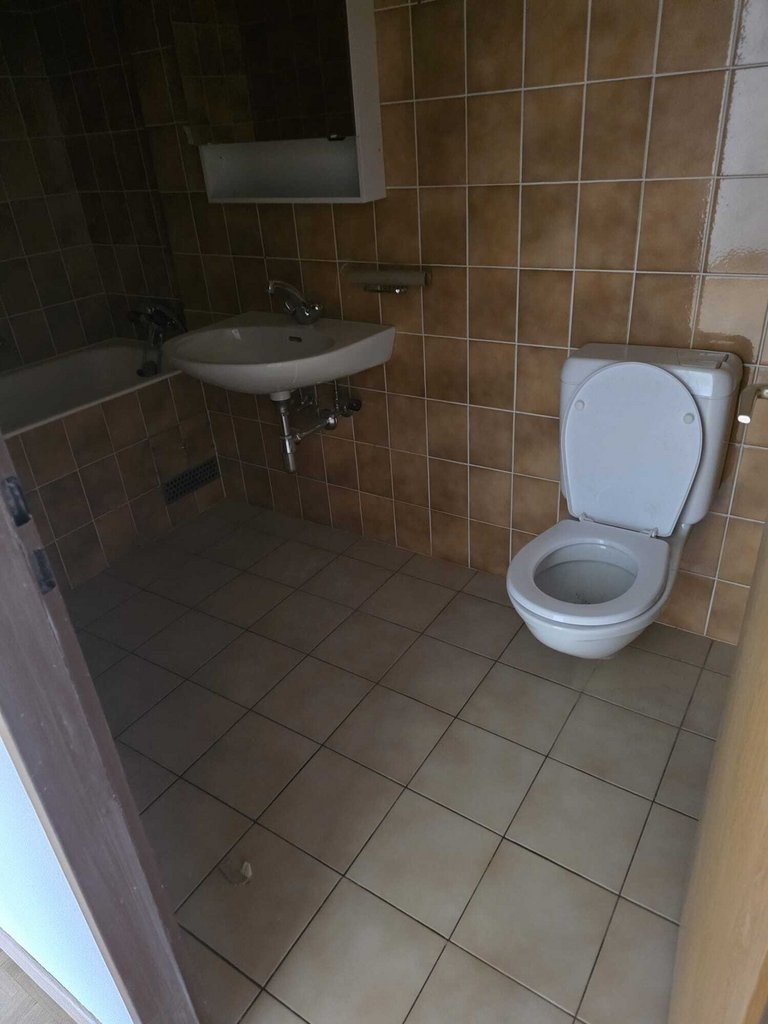 6 rooms apartment