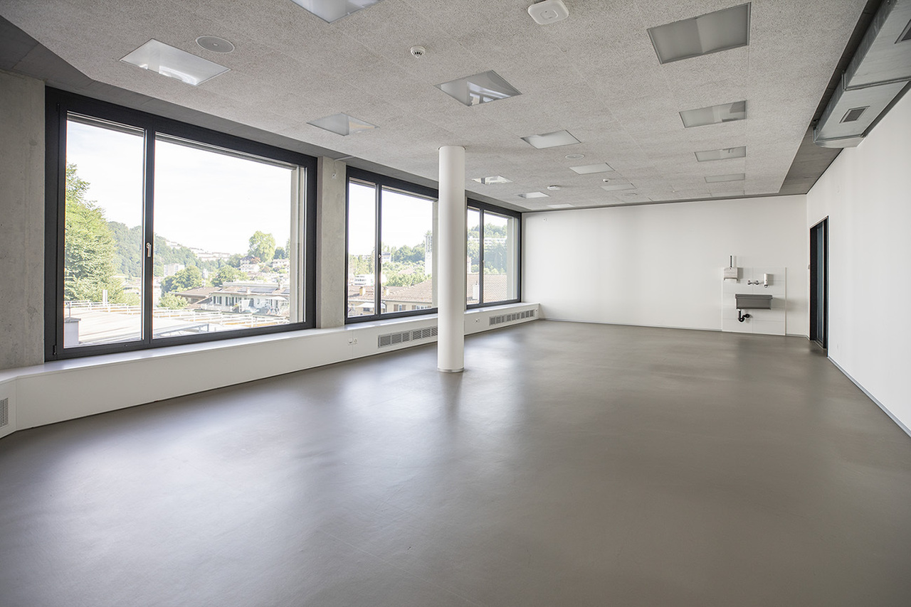 3205m² ufficio