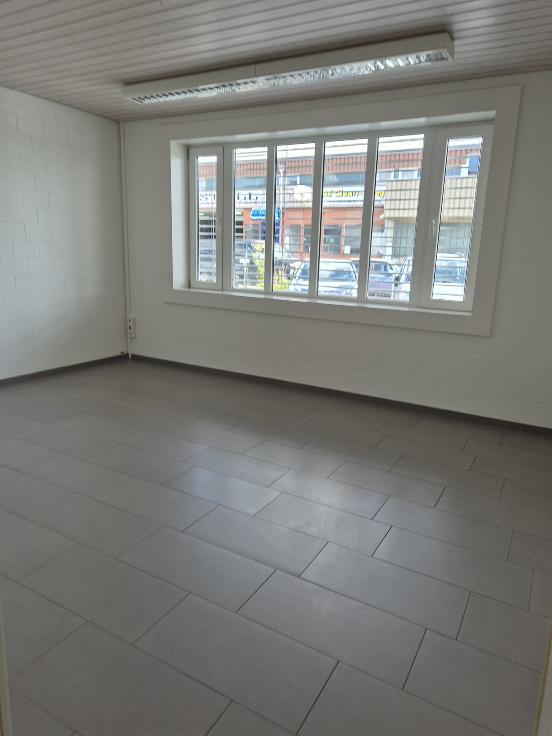 17m² commerciale