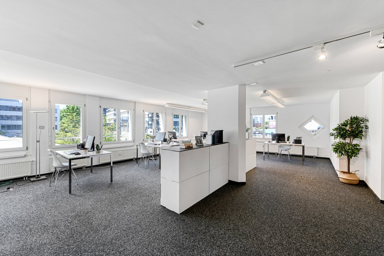 247m² ufficio