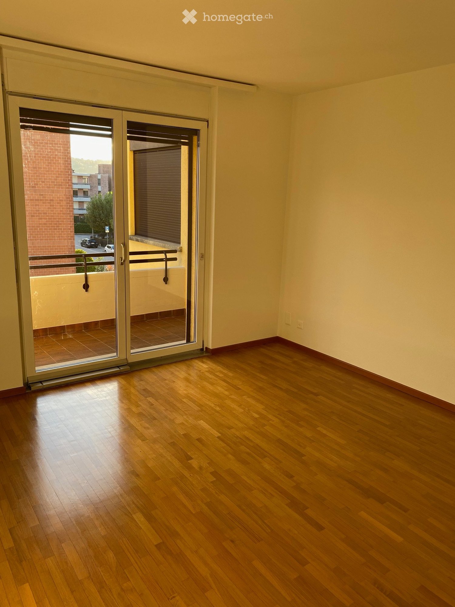 5 rooms apartment