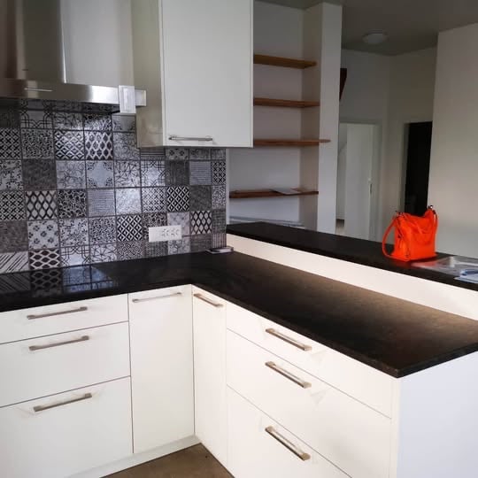 Appartamento di 4 ½ locali, foto 2 di 5