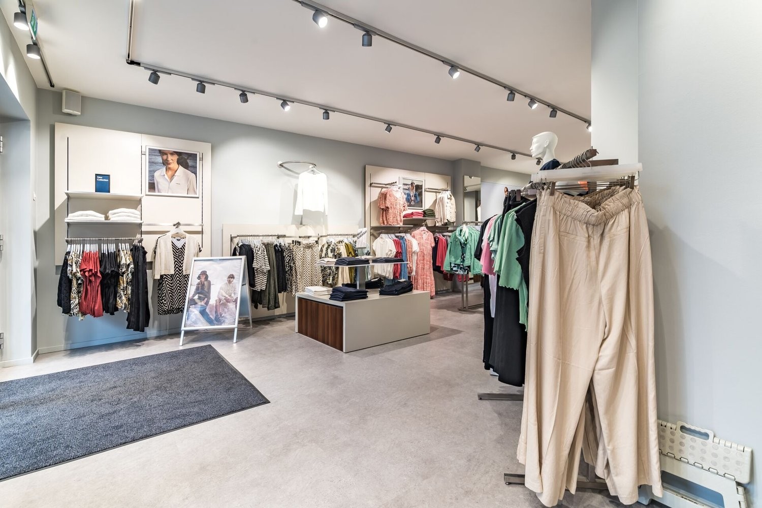 129m² commerciale