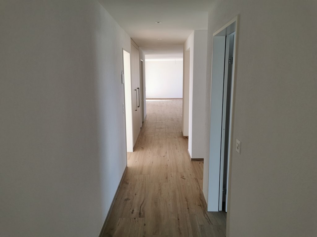 Appartamento attico di 2 ½ locali, foto 1 di 10