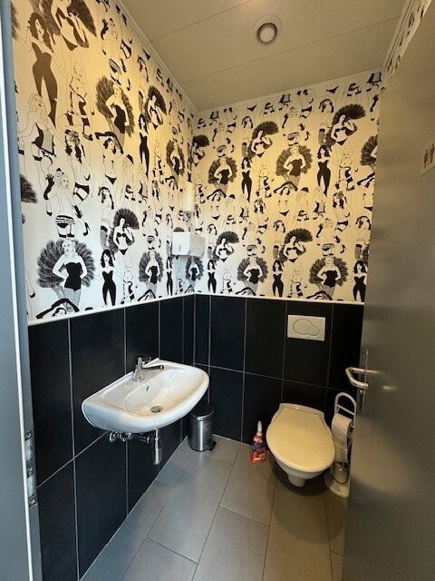 121m² commerciale, foto 5 di 7