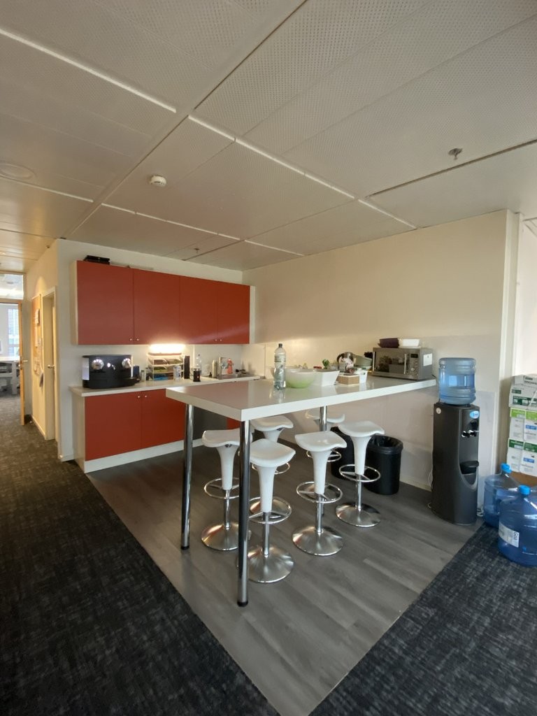 677m² ufficio