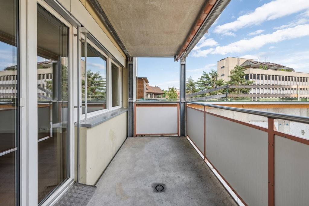 78m² office
