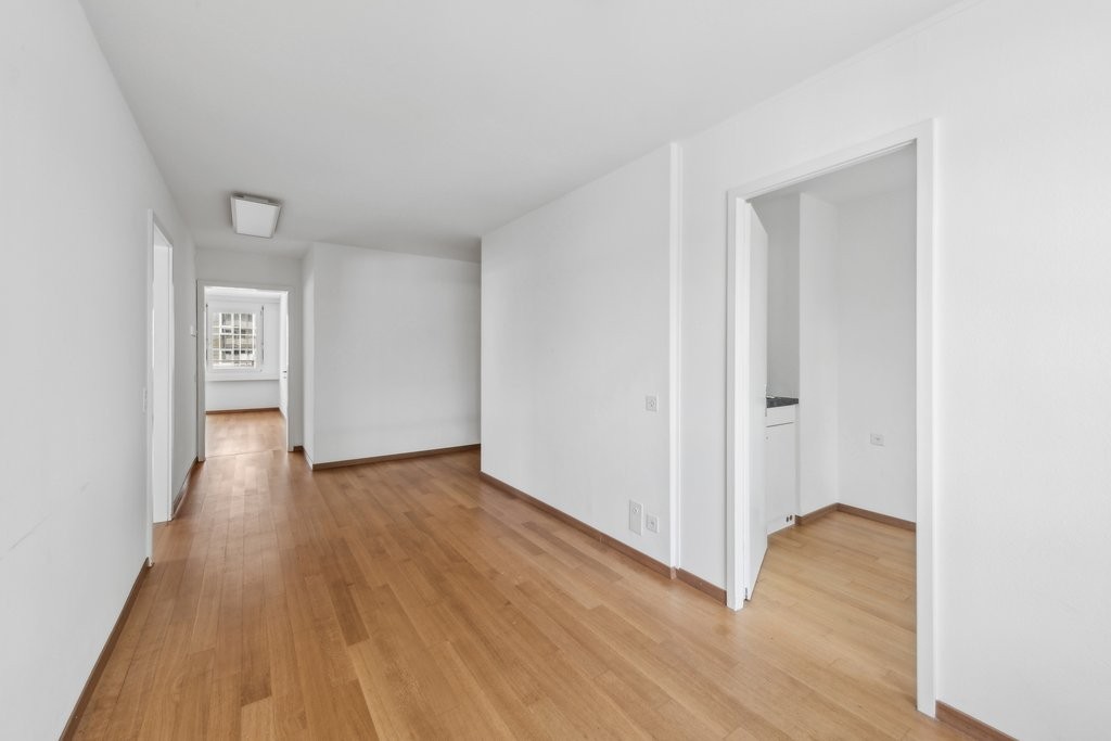 78m² office