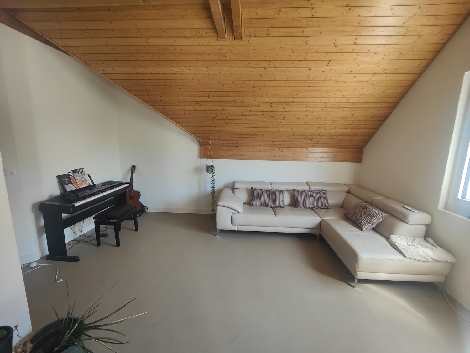 2 rooms roof flat