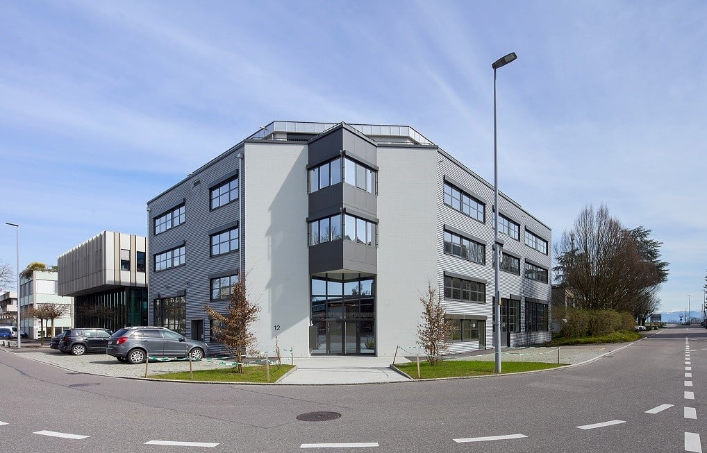 1216m² commerciale