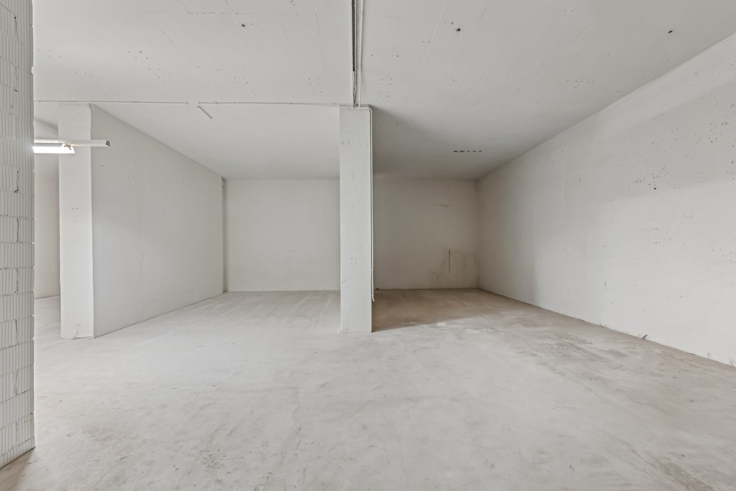 210m² hobby room