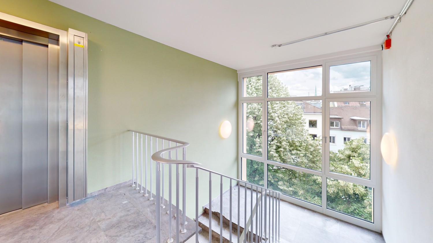 228m² ufficio, foto 3 di 10