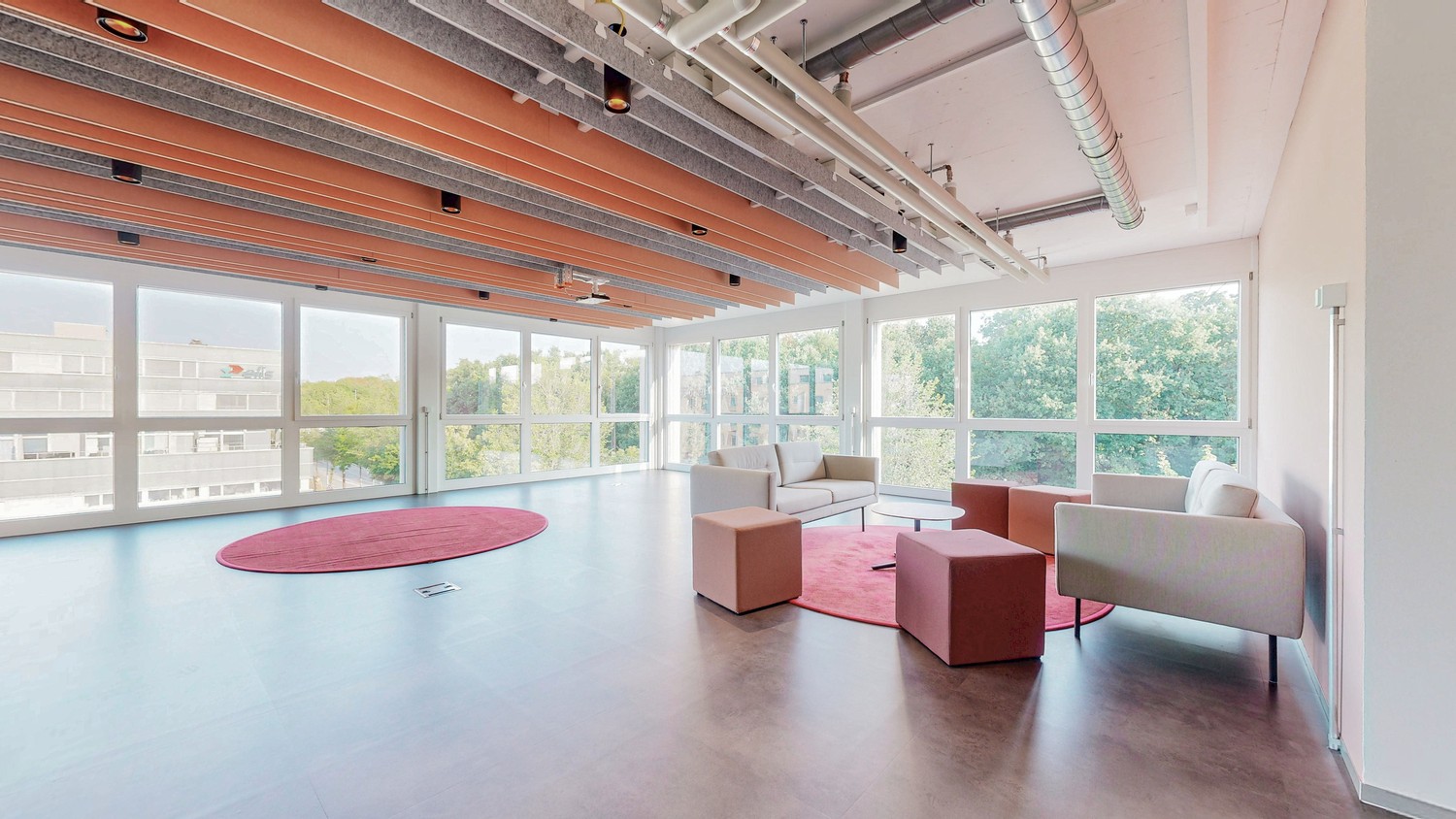 1068m² bureau
