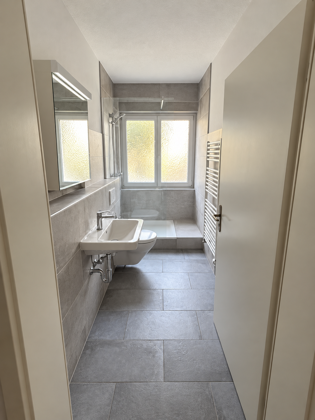 Appartamento mansardato di 2 ½ locali, foto 6 di 9