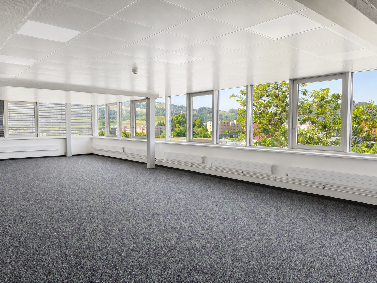 841m² office