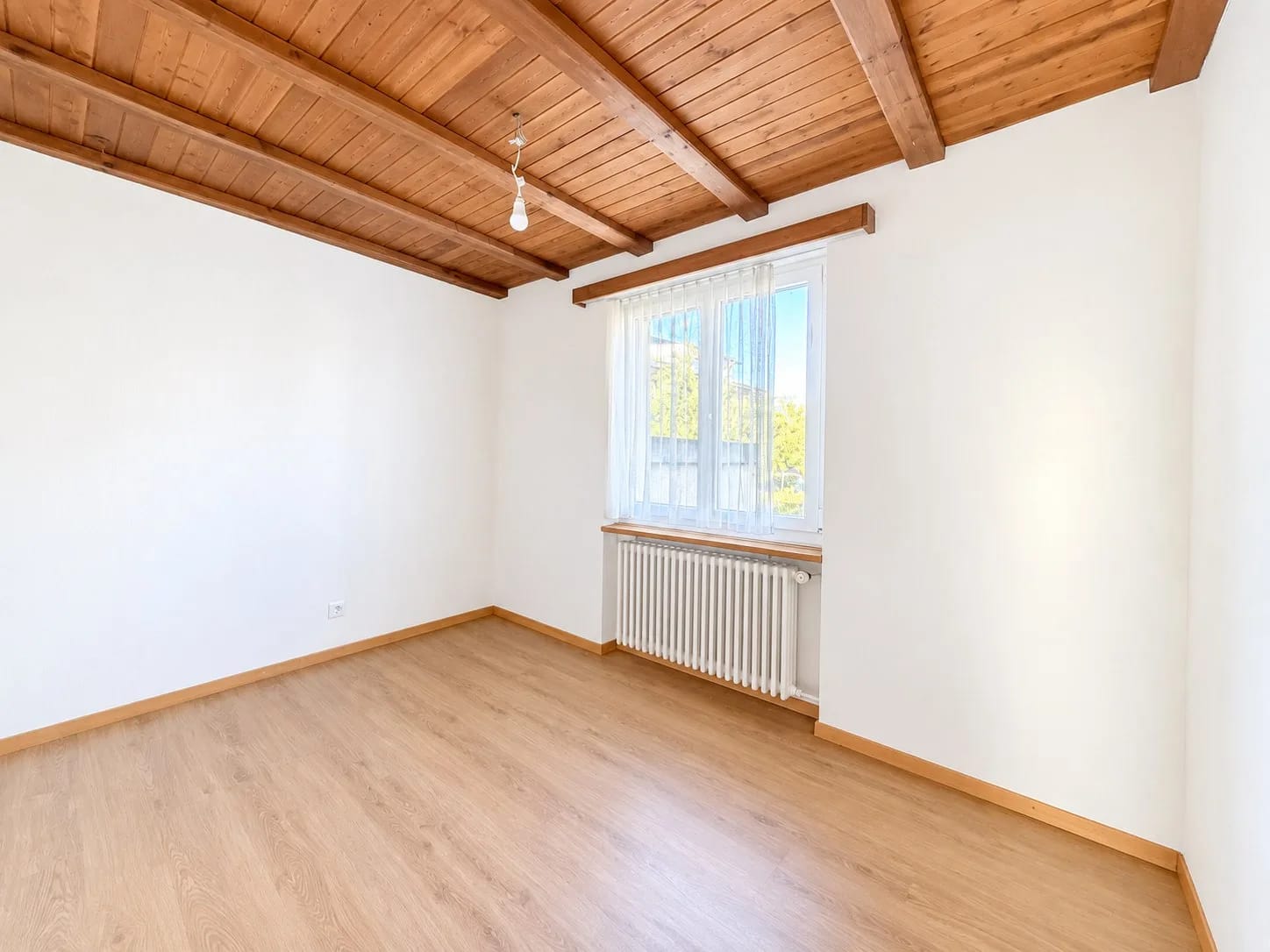 Casa unifamiliare con 5 ½ locali, foto 6 di 10