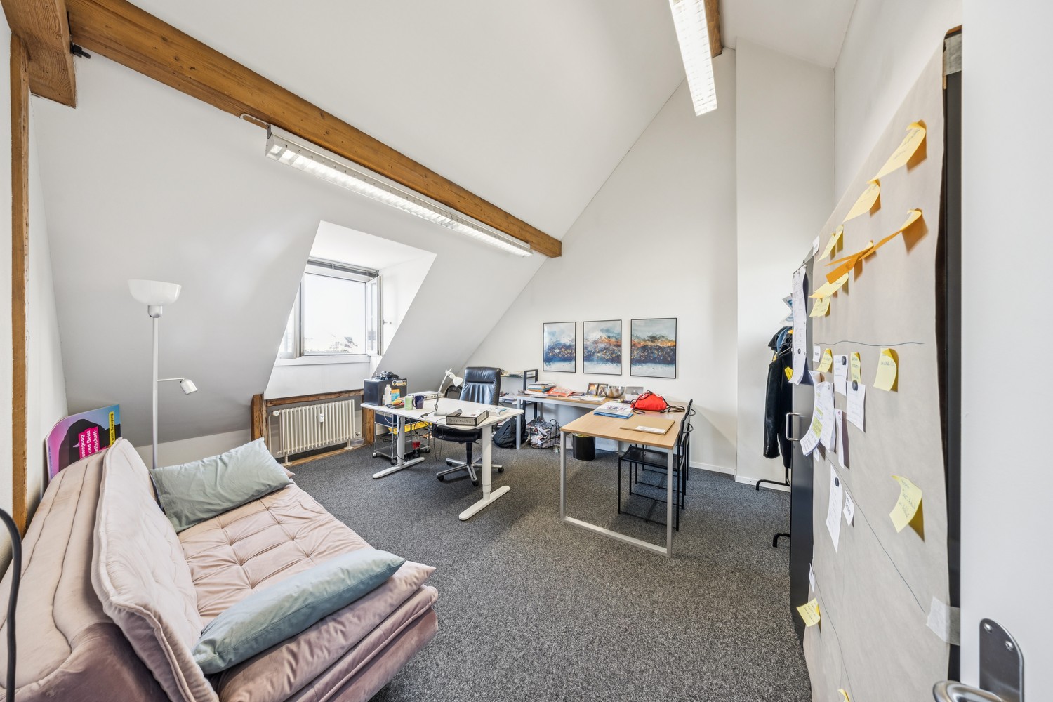 606m² bureau