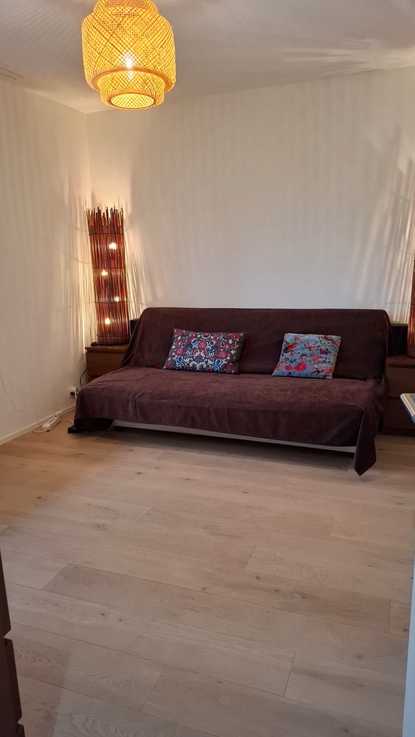 Camera in un appartamento condiviso, foto 4 di 7