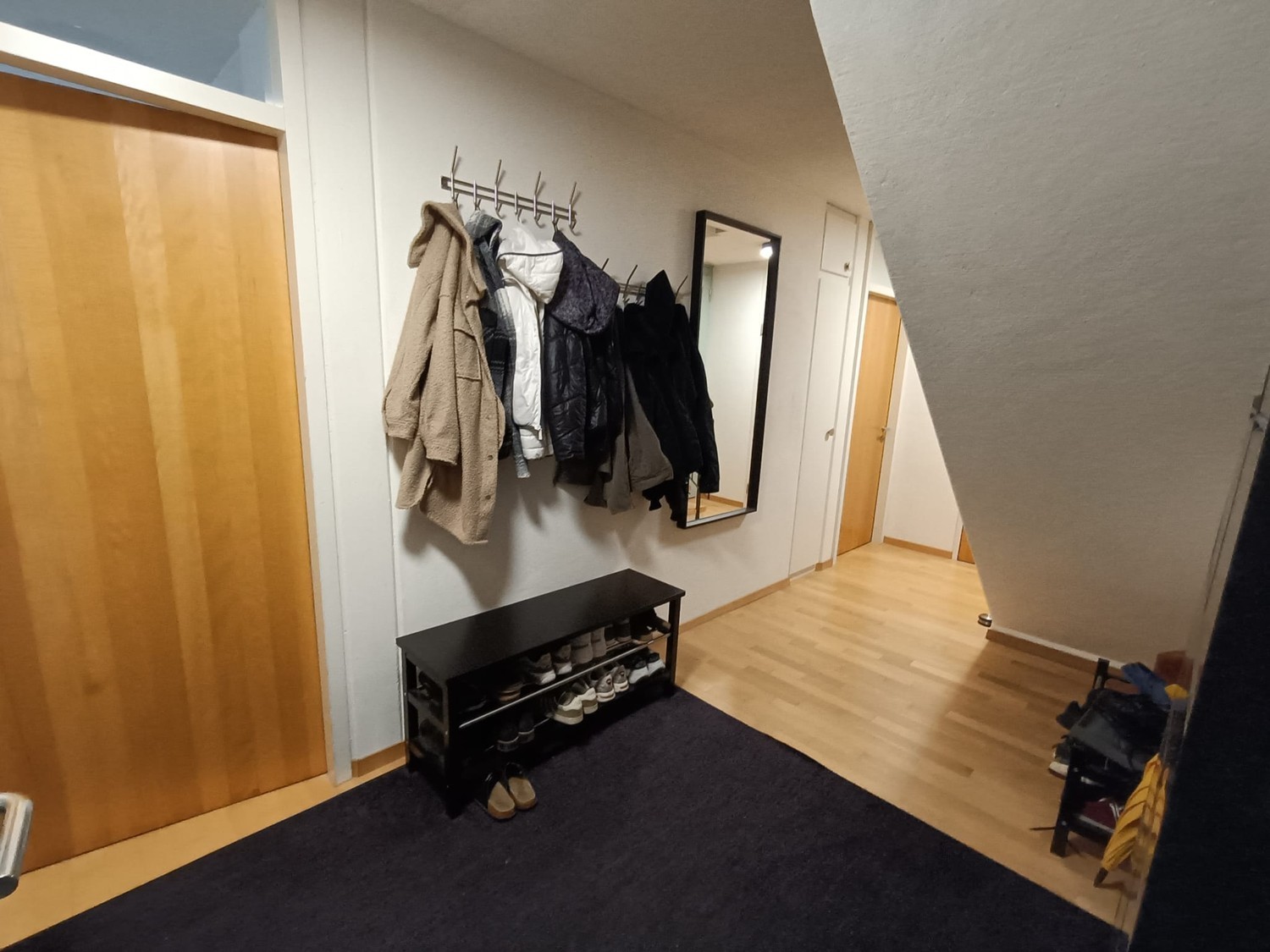 Camera in un appartamento condiviso, foto 4 di 10