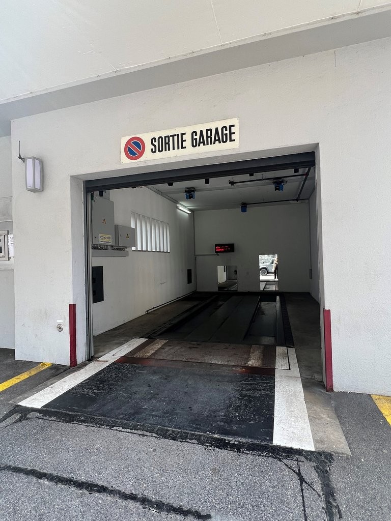 Posto auto sotterraneo