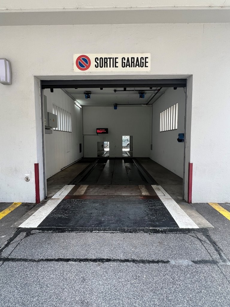 Posto auto sotterraneo