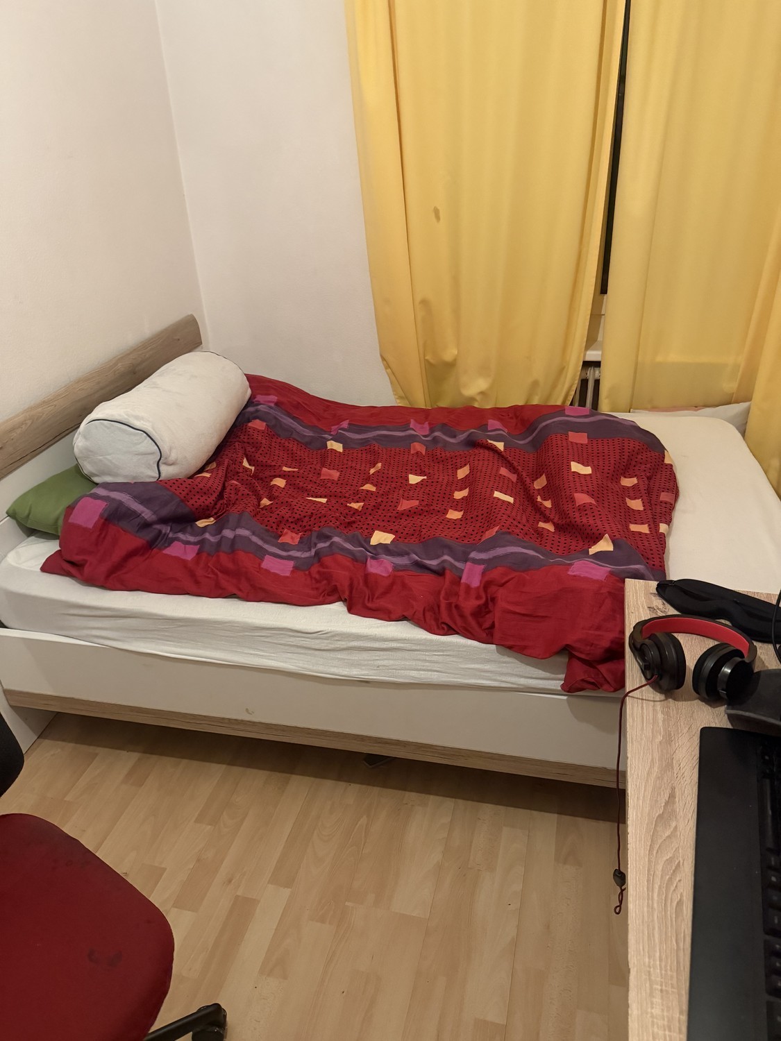 Stanza in un appartamento condiviso, foto 5 di 6