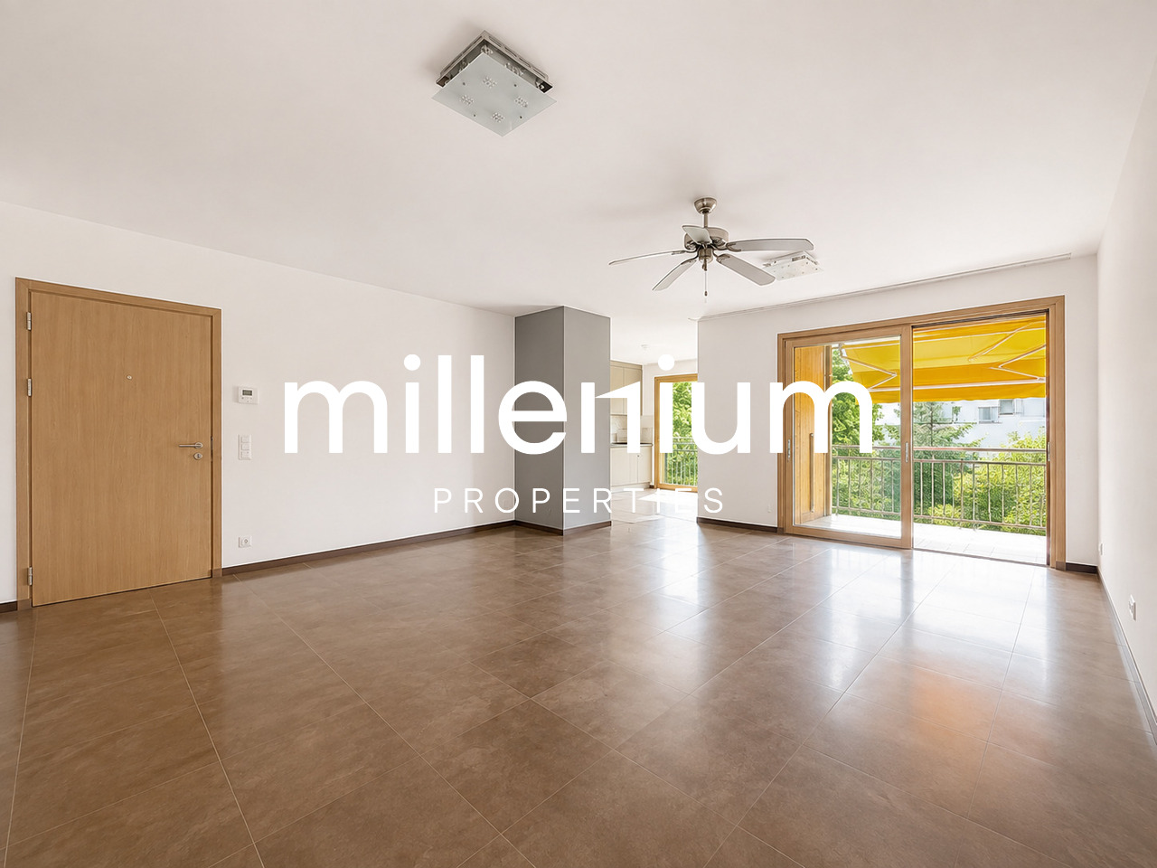 Appartamento di 6 locali, foto 3 di 10
