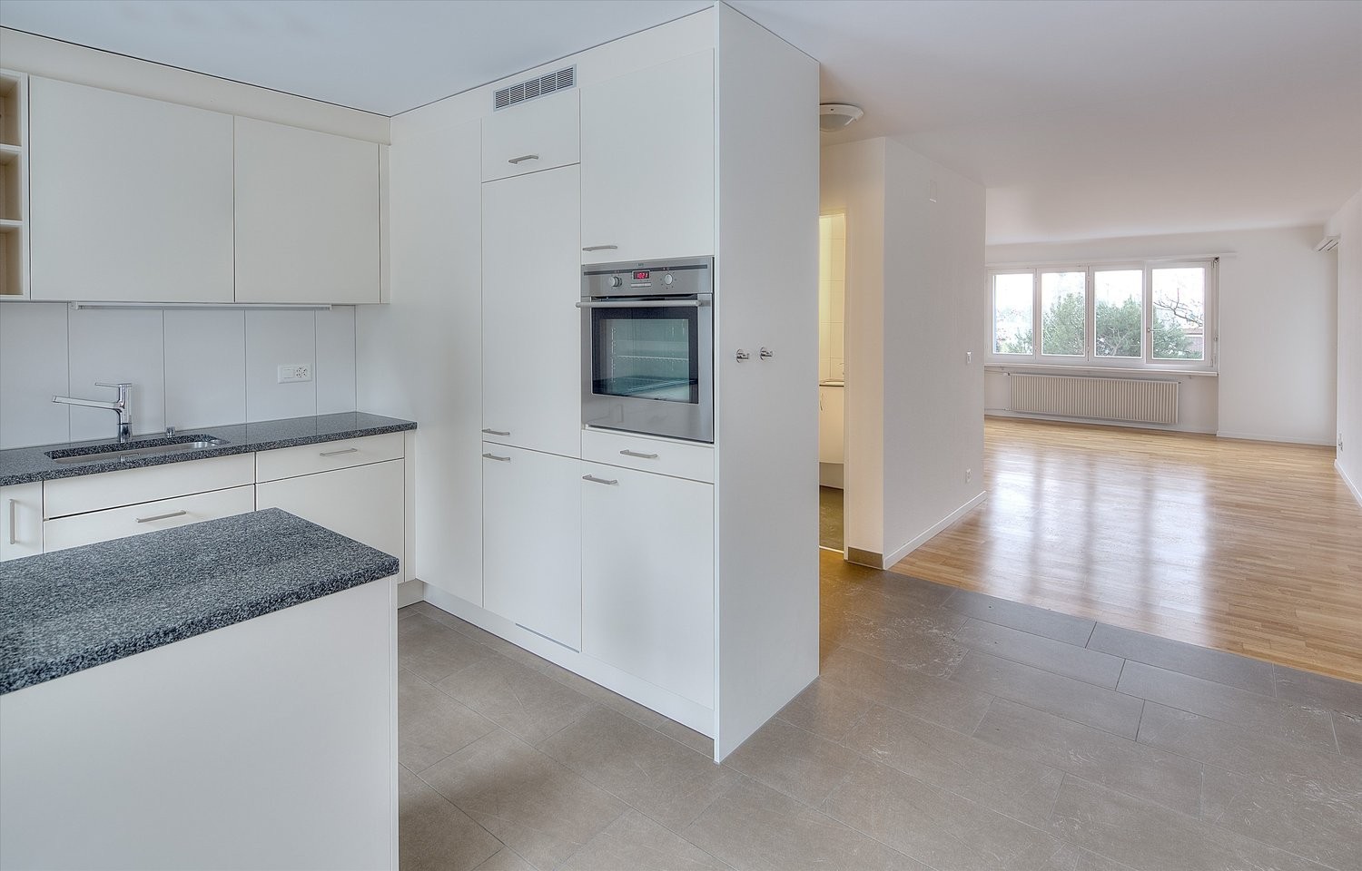 Appartamento di 4 ½ locali, foto 2 di 8