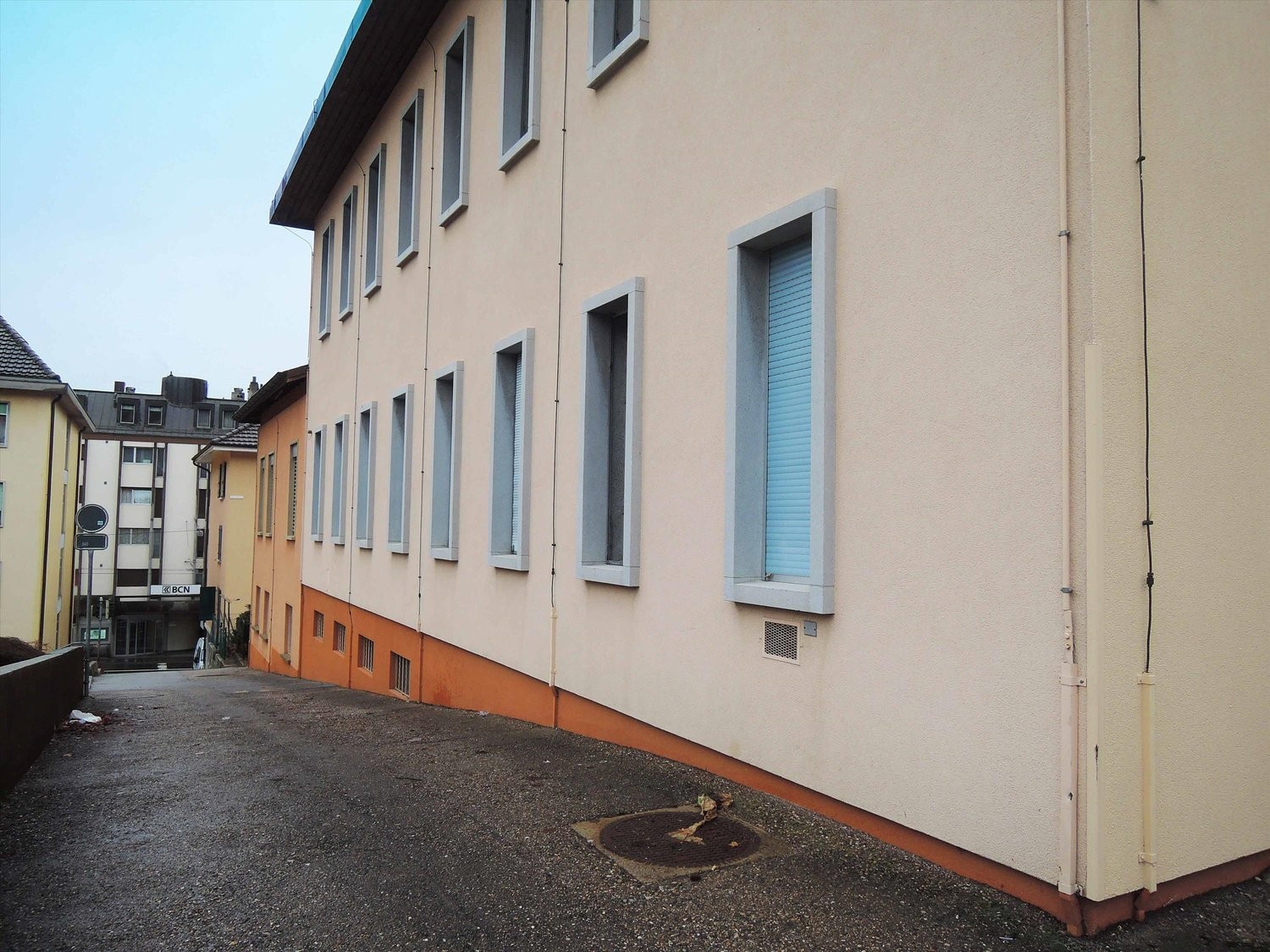 145m² commerciale