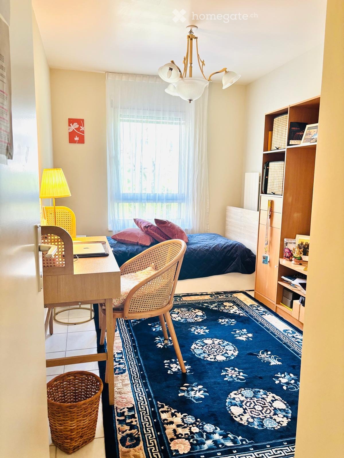 5 rooms apartment