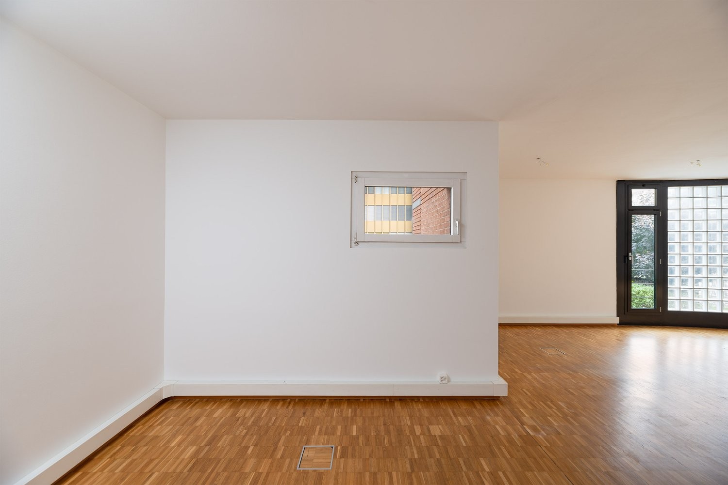 87m² office, foto 3 di 10