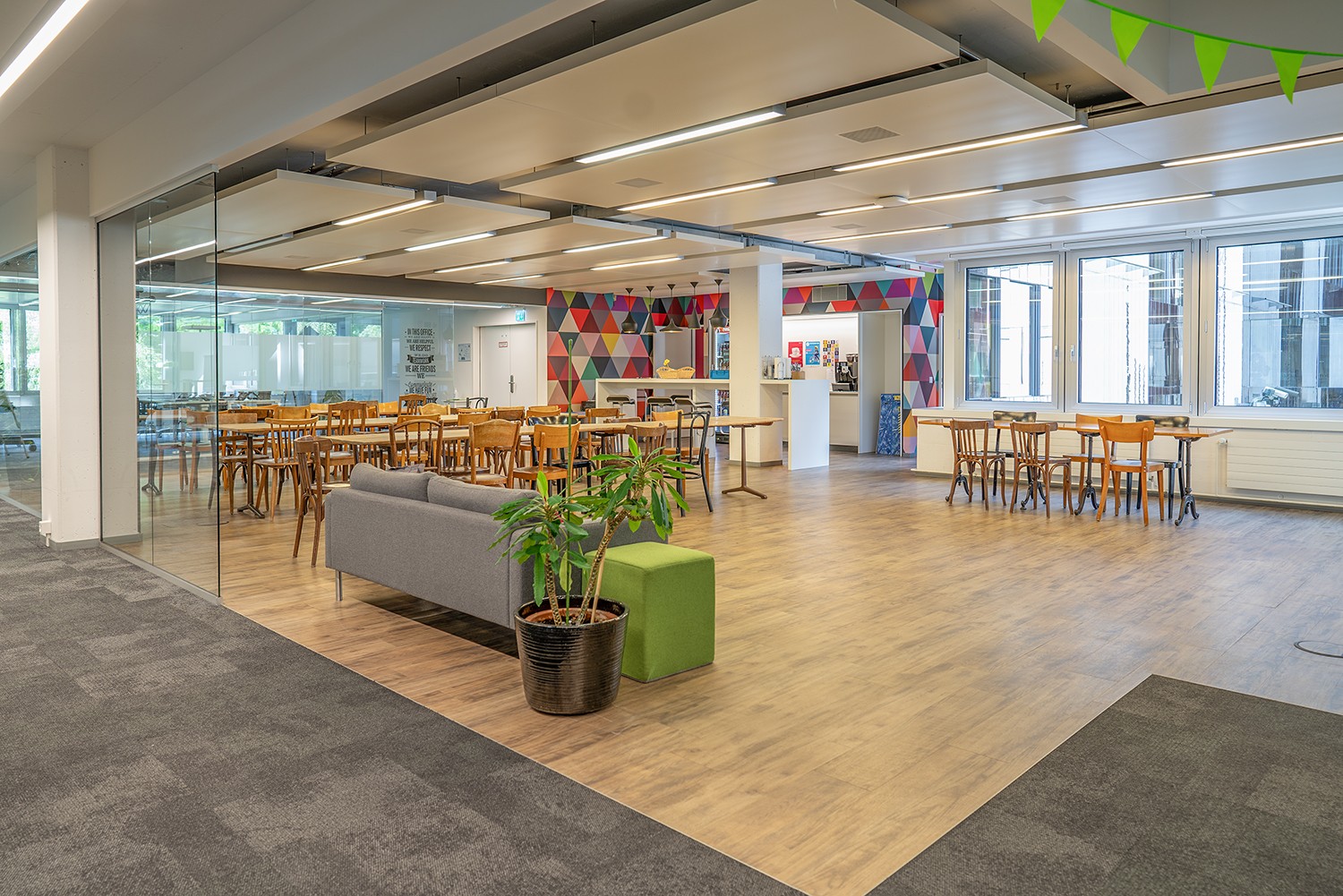 ufficio di 1126m²
