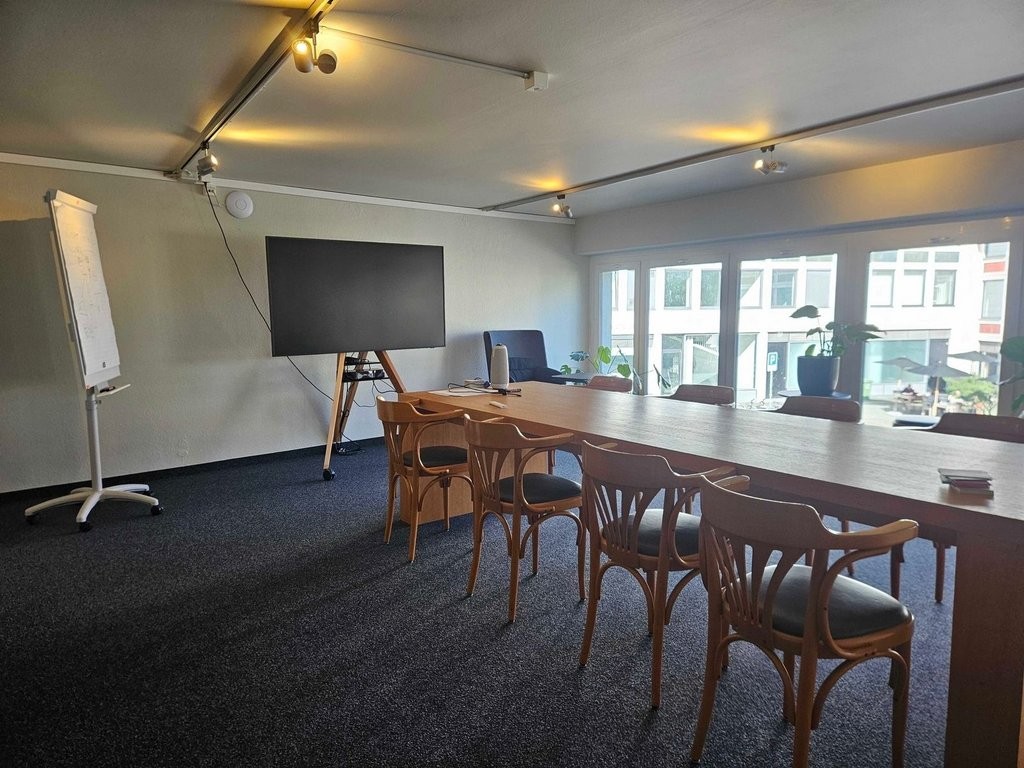 275m² commerciale
