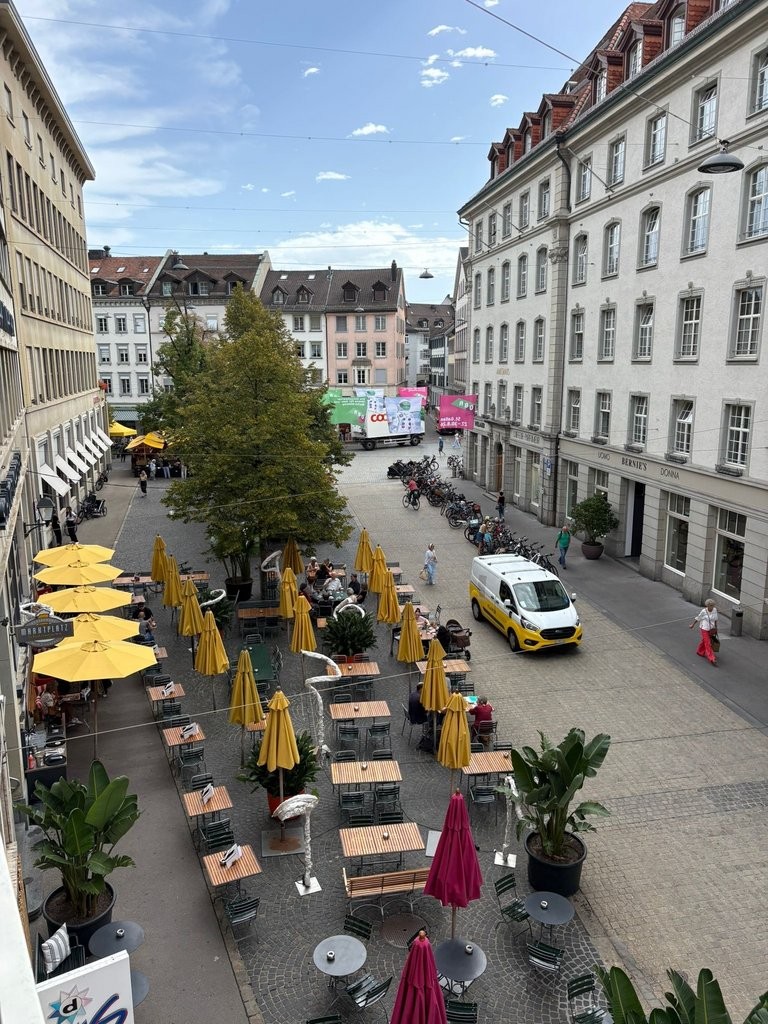 275m² commerciale