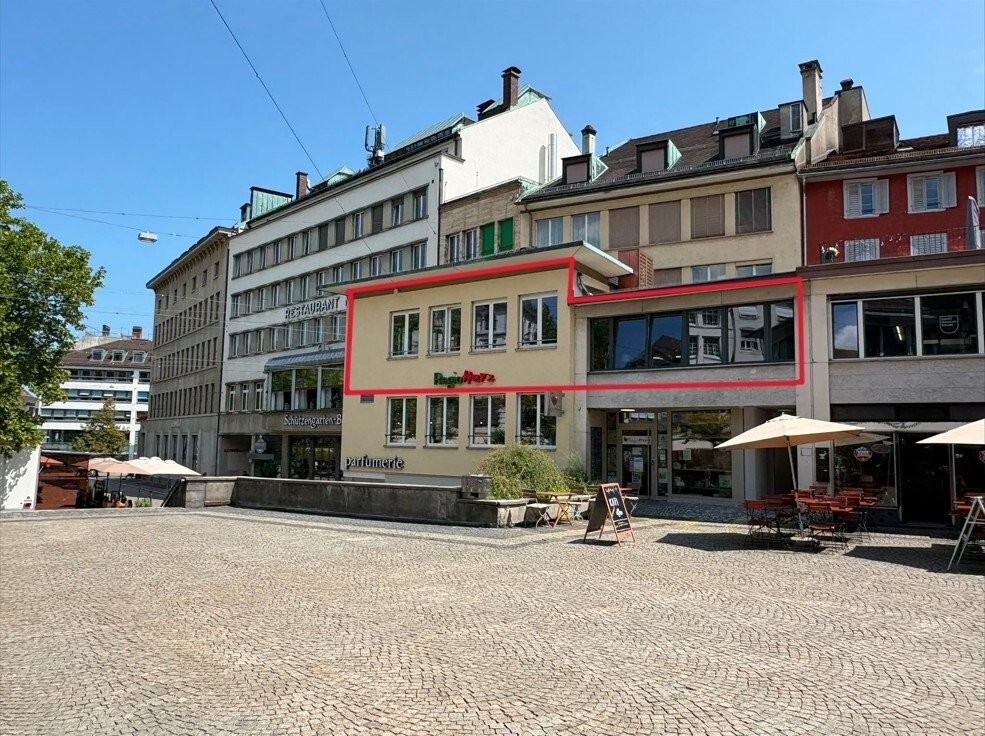 275m² commerciale