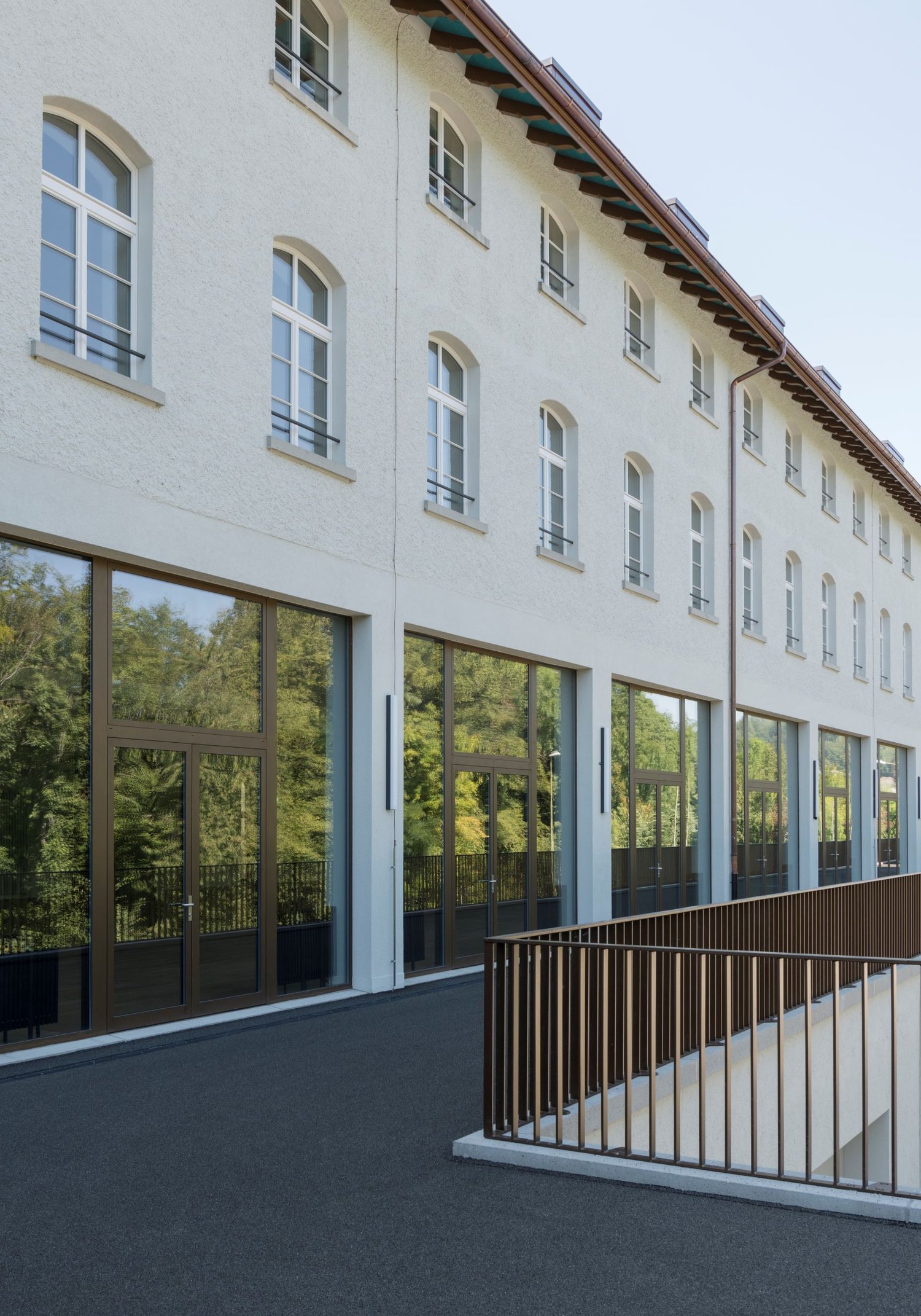 230m² commercial