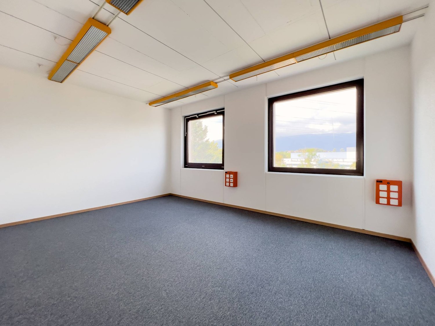 420m² commerciale, foto 4 di 9