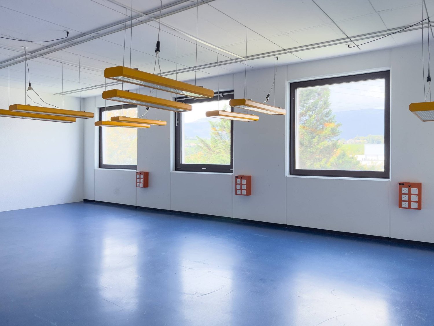 420m² commerciale, foto 5 di 9
