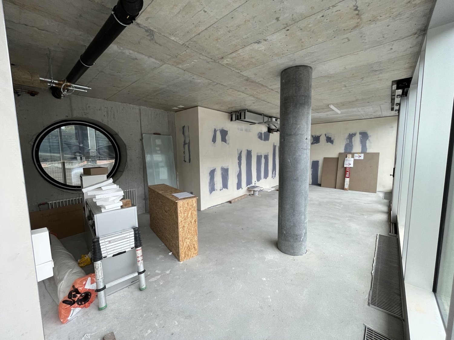 65m² negozio