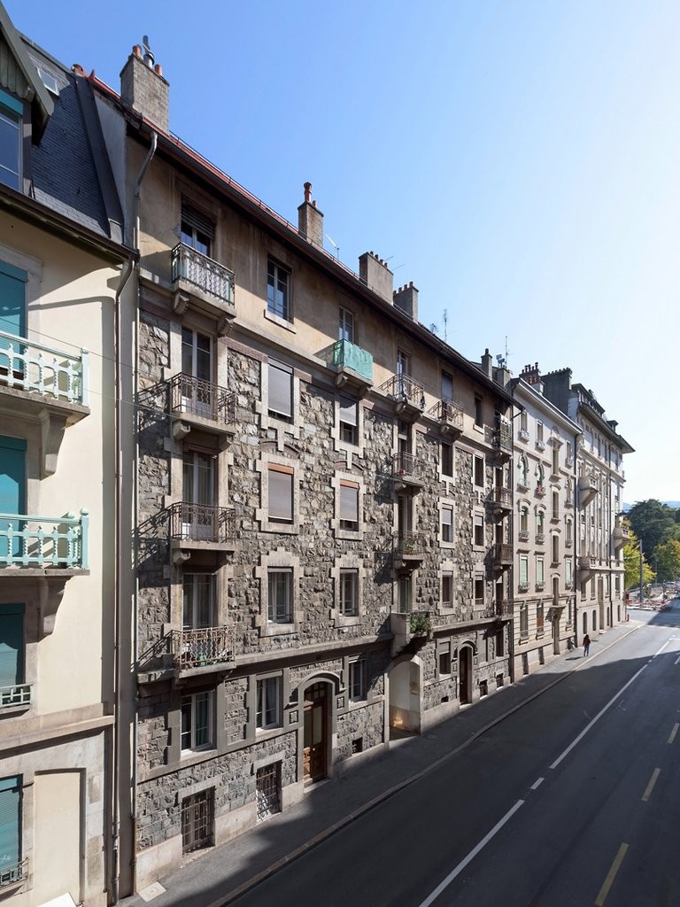 31m² commerciale, foto 1 di 4