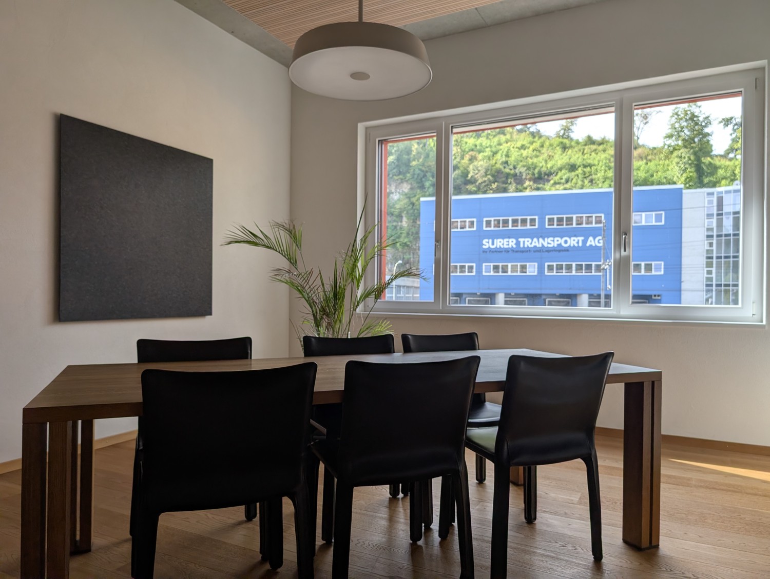 756m² workshop