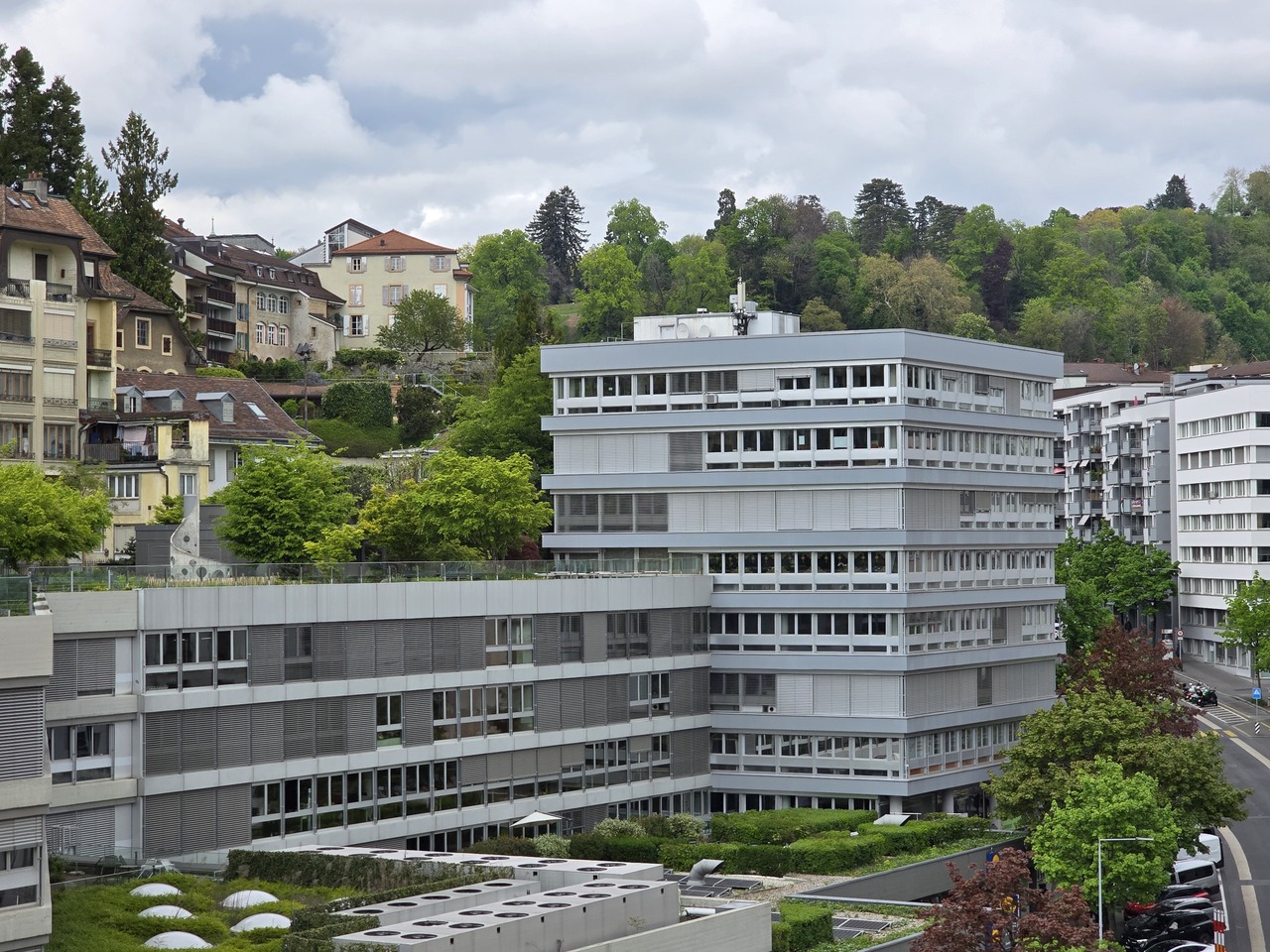 87m² office